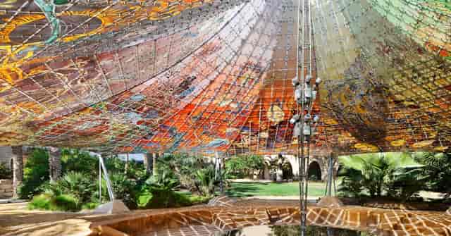 Tensile structure cafe at Tuwaiq Palace, ideal for outdoor corporate event venue or wedding setting.