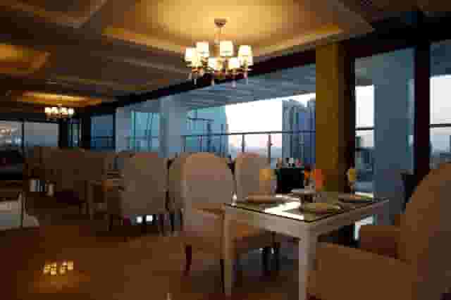 Lobby cafe