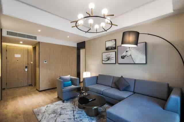 Al Takhasussi Hall luxury hotel suite for executive meetings and VIP hospitality events.