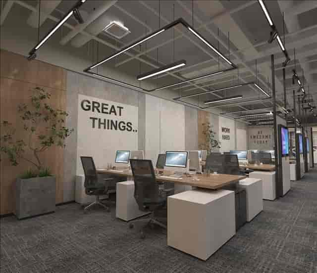 Modern co-working office in KAFD with workstations for agile hackathons and breakout sessions.