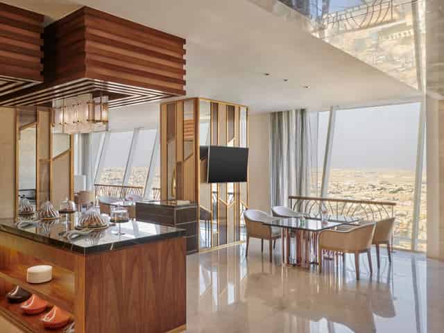 Regency Club Lounge