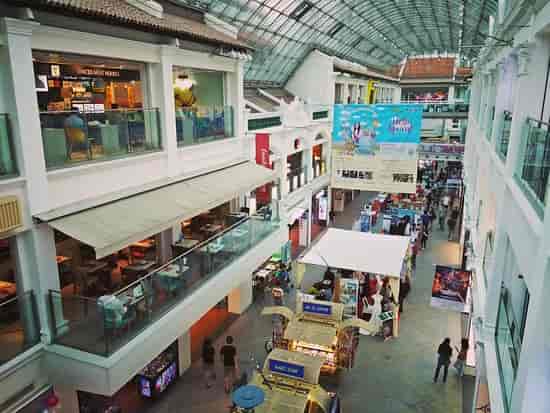 Bugis Junction atrium: high-traffic venue for pop-up markets and brand activations.