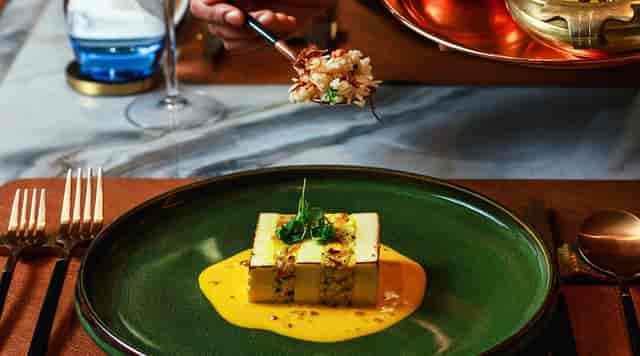 Upscale Omakase plated service for premium banquet catering and luxury event dining.