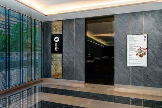 Modern private dining room at Ya Ge, ideal for upscale corporate events and executive hospitality.