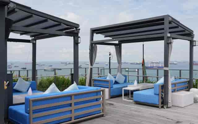 1-Altitude Coast pool deck lounge for corporate cocktail receptions and networking events.