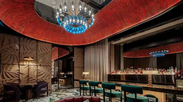 Cocktail bar