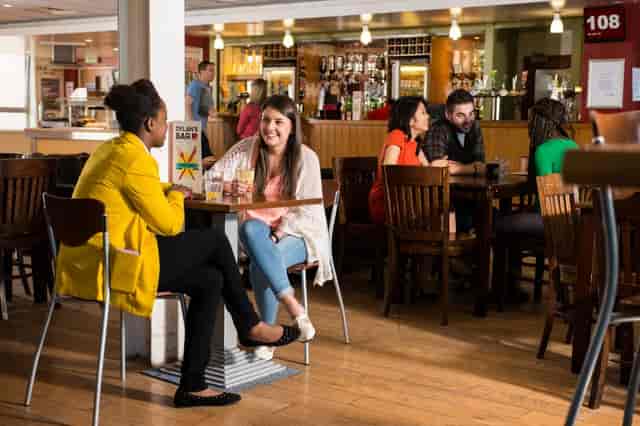 Dylan's Kitchen and Bar: Comfortable breakout space for informal networking events.