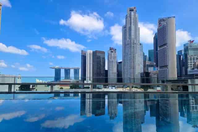 Infinity pool at 21 Carpenter, Singapore: luxury corporate retreat and incentive trip venue.