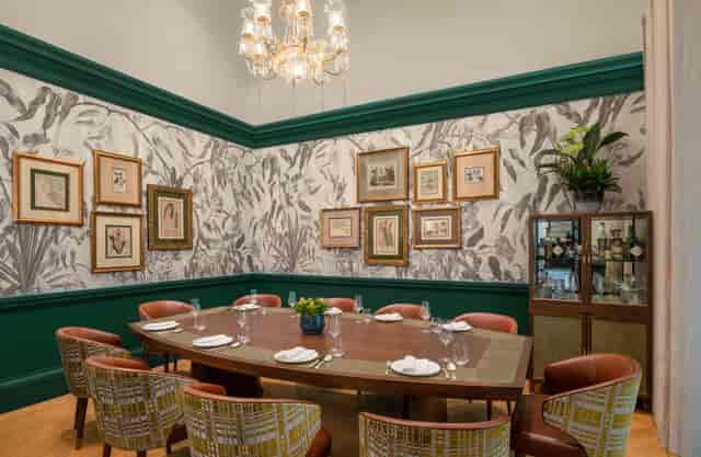 The Chairman's Room - Raffles Singapore