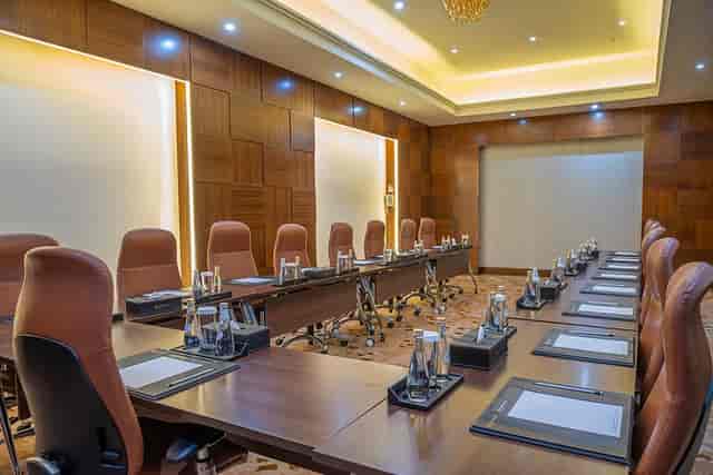 U-shaped boardroom at Radisson Blu Jeddah for professional corporate meetings and events.