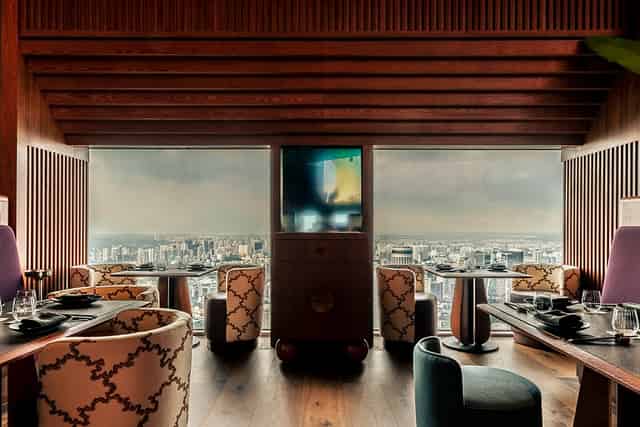 High Table (Padang View)