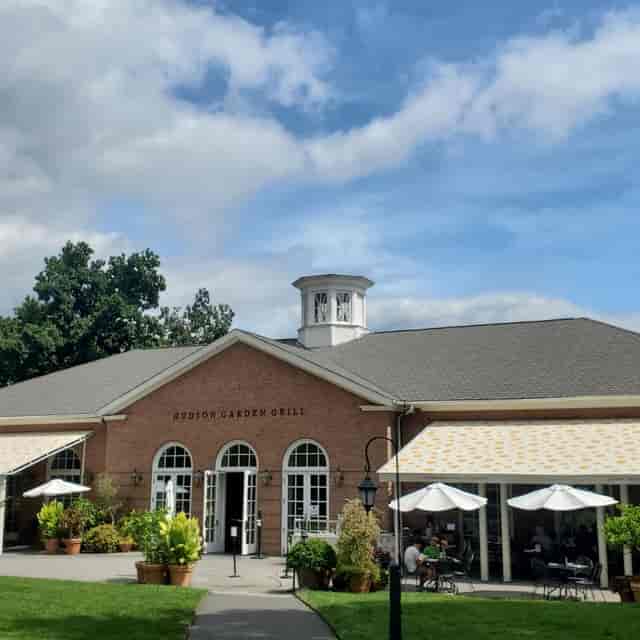 Hudson Garden Grill patio: scenic outdoor venue for corporate receptions and elegant garden brunches.
