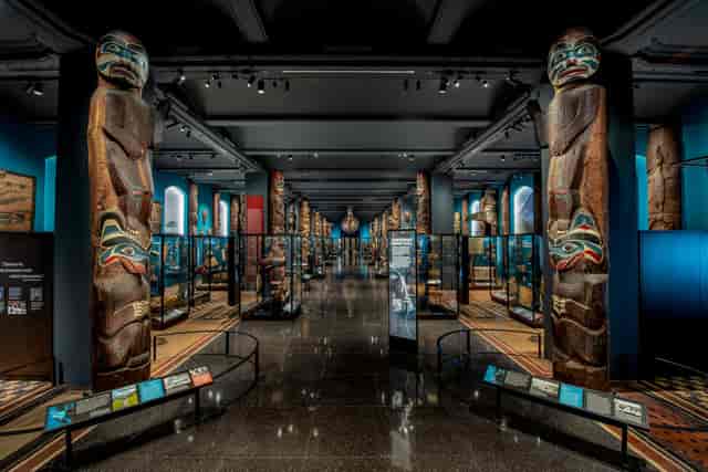 North Exhibit at Center415: atmospheric venue for exclusive evening receptions and corporate events.