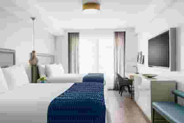 Rooms & Suites