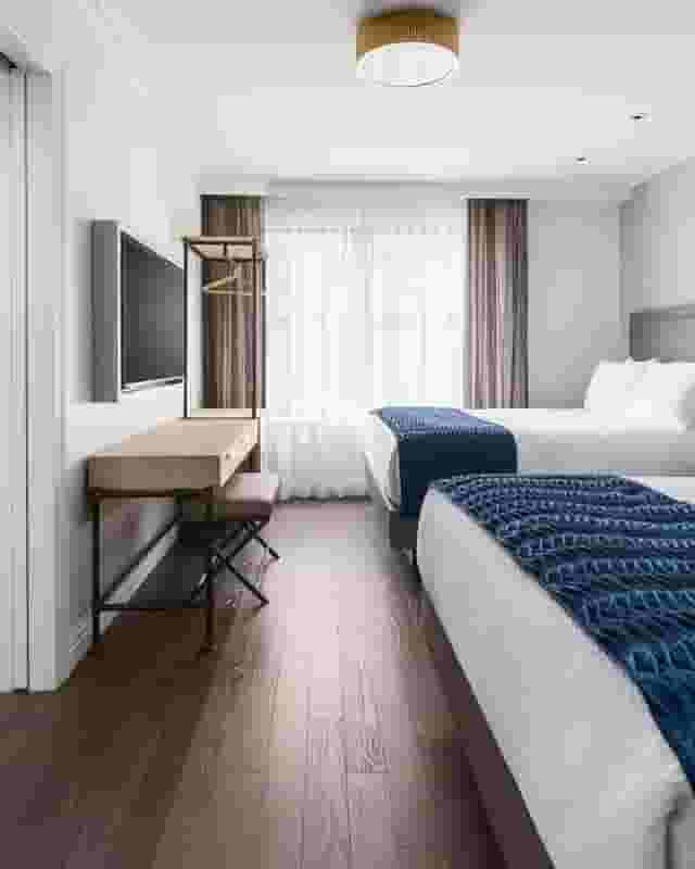 Rooms & Suites