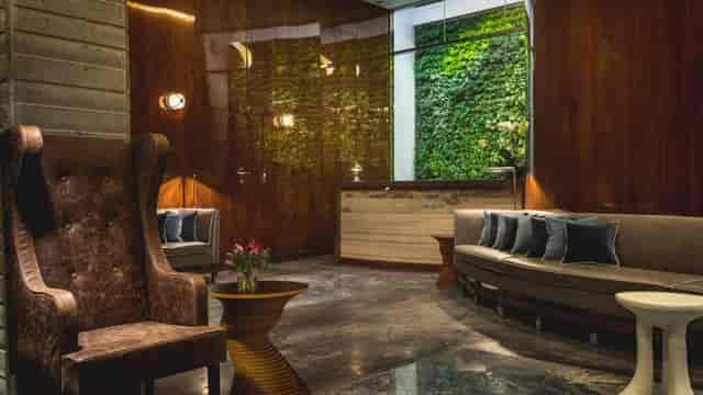 Luxury biophilic lounge at Hotel Hugo NYC for VIP networking and corporate sponsor meetings.