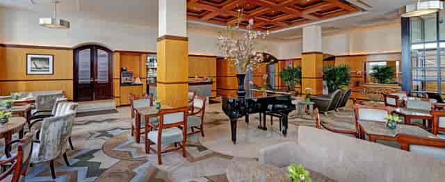 Hotel Giraffe New York City | Library ...