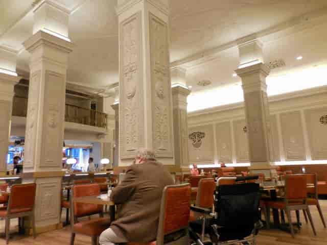 Friedman’s Hotel Edison venue with architectural columns for corporate event planning and catering.