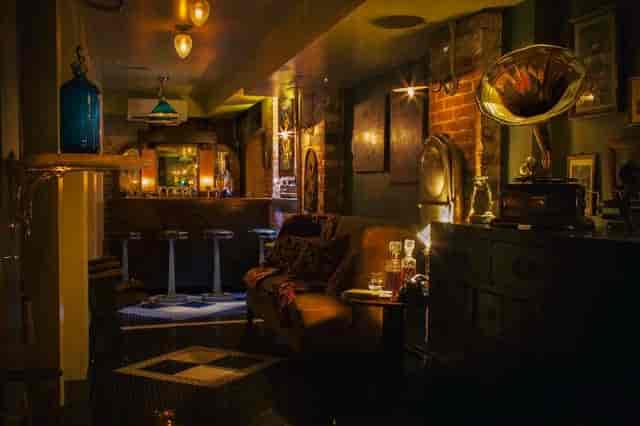 The Speakeasy at 632 on Hudson, intimate VIP reception and networking venue.