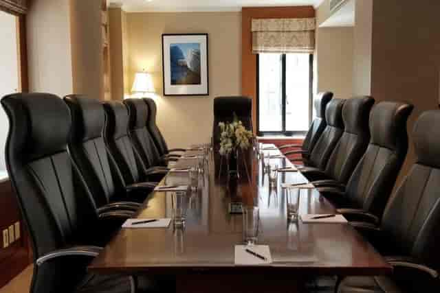 Boardroom in Westgate New York Grand Central with leather seating for executive meetings and events.