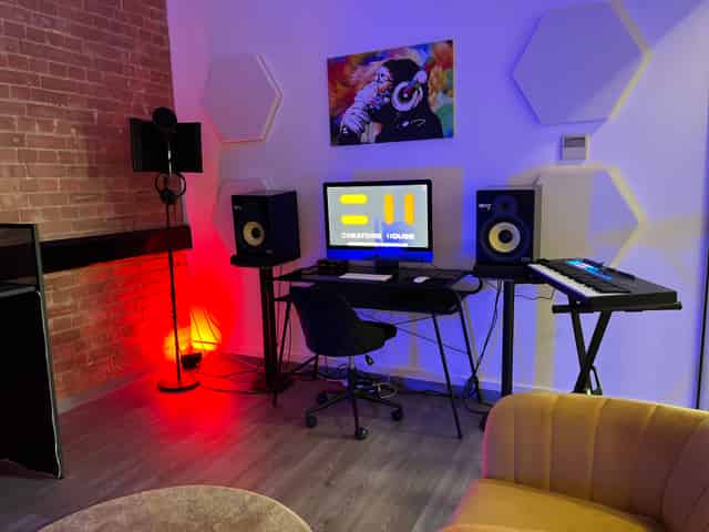 Creators House - Music Studio 