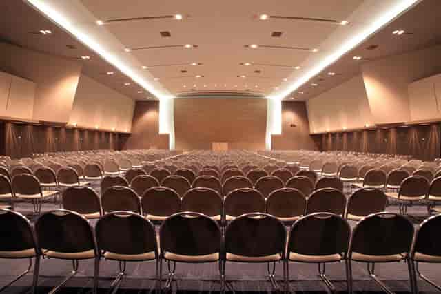 Makuhari Event Hall modern theater-style ballroom for corporate keynote and plenary sessions.