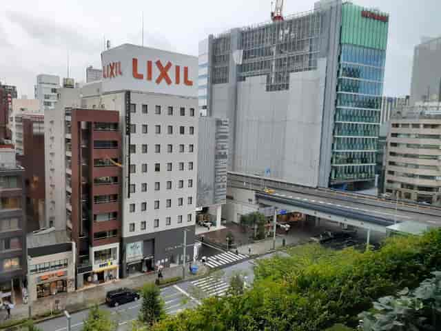 Tokyo Convention Hall meeting room for corporate conferences and professional business events.