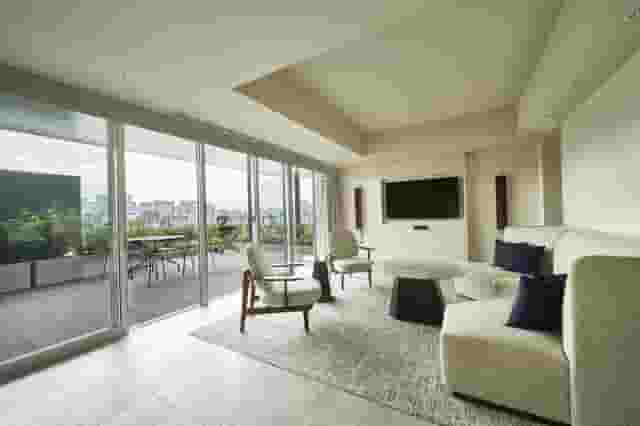 Terrace & Lounge