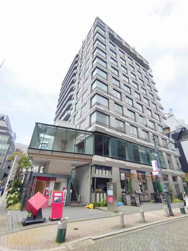 Akasaka Red Theater glass hotel exterior for modern corporate meetings and networking events.