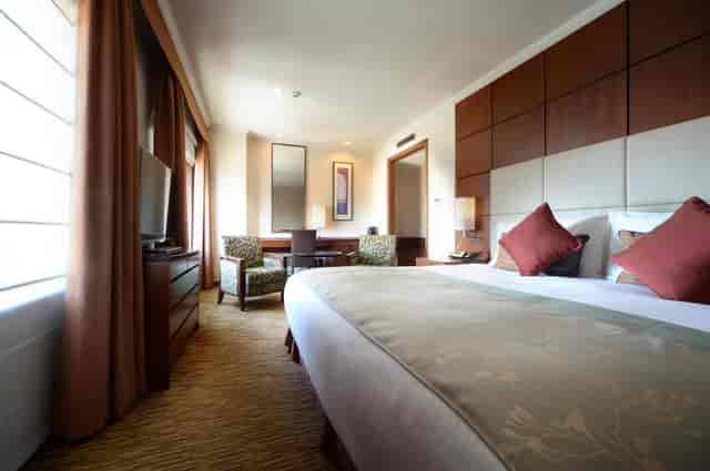 Polaris hotel room in Ikebukuro with workspace, ideal for business conferences and group bookings.