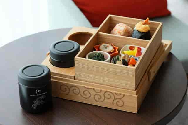 Premium boxed lunch at karaksa hotel premier Tokyo Ginza event space for executive meetings.