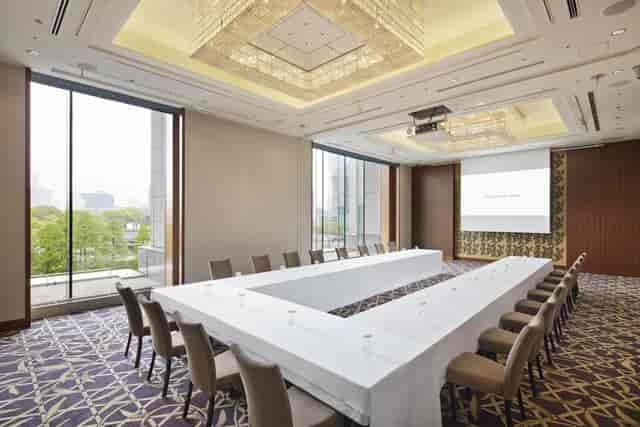 U-shape boardroom setup at Palace Hotel Tokyo for executive meetings and corporate events.