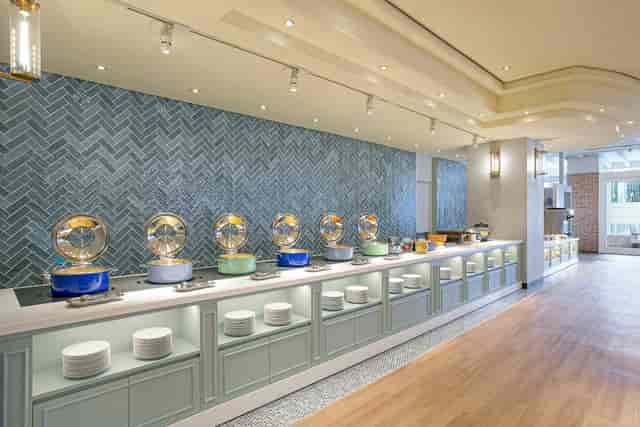 Buffet station at Oriental Hotel Tokyo Bay, featuring integrated heating for breakfast or lunch.