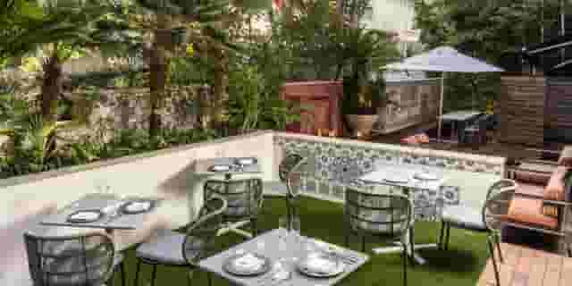 Cafe