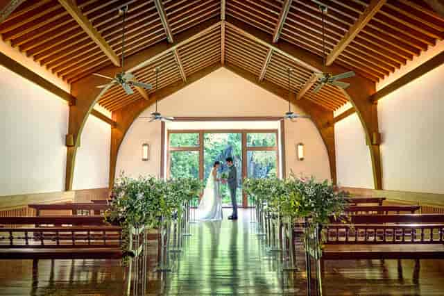 Minimalist wedding ceremony at The Sodoh Higashiyama Kyoto featuring elegant architectural design.