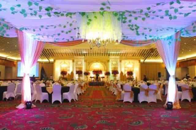 Grand Sahid Jaya Jakarta ballroom with elegant wedding decor and fairy lights for gala events.