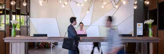 Mercure Jakarta Pantai Indah Kapuk meeting room, modern hotel lobby for corporate event venues.