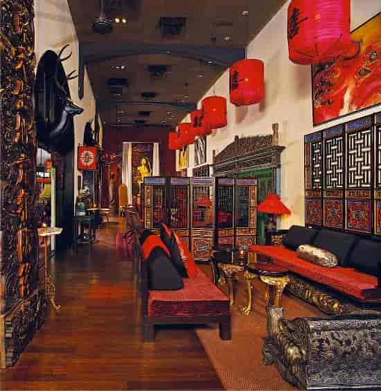 Elegant VIP lounge at Tugu Kunstkring Paleis, ideal for themed reception and event venue.