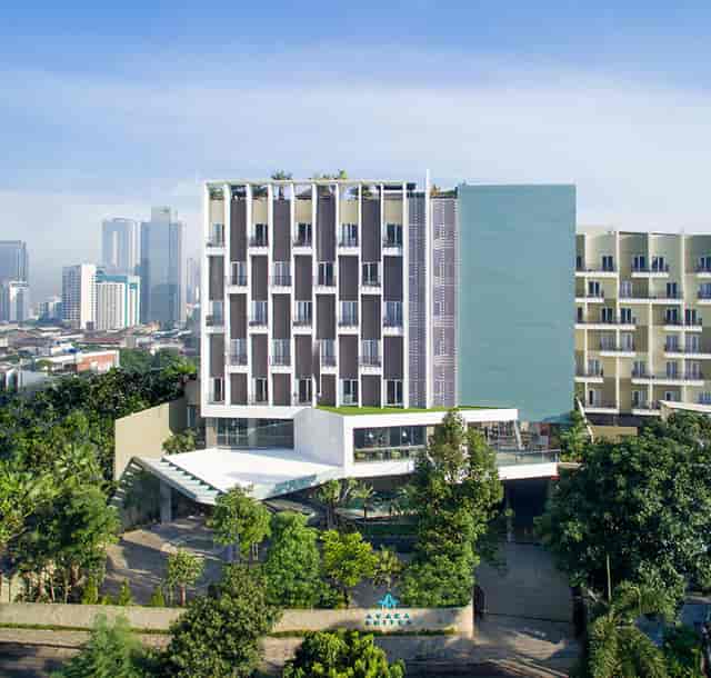 Modern Ayaka Suites function room for executive retreats and corporate events.