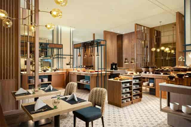 Elm Tree restaurant at DoubleTree Jakarta, a versatile space for corporate events and networking.