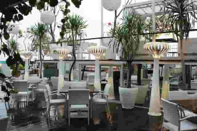 Restaurant/bar