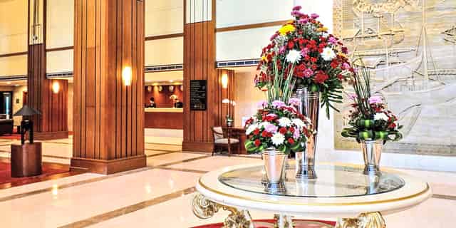 Plaza Club Lounge