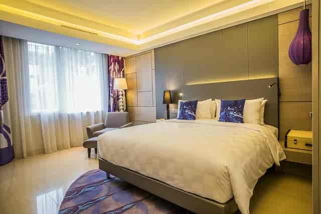 Modern VIP meeting room at Mercure Jakarta Sabang for corporate conferences and business events.
