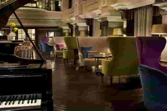 Lotus Boardroom