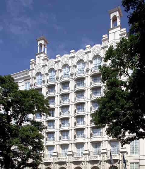 Luxury executive retreat at Hotel Gran Mahakam, featuring elegant classic indoor event space.