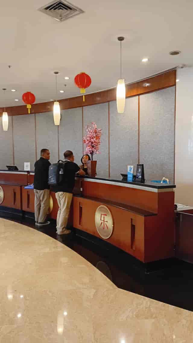 Hotel reception desk at Lumire Convention Center, ideal for large conference check-in management.