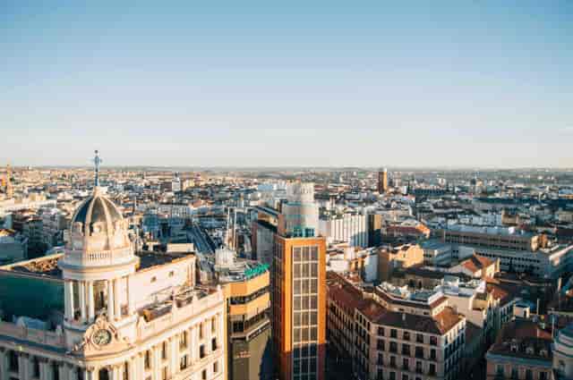Panoramic view of Trocadero in Gran Vía, perfect for unique urban events and networking.