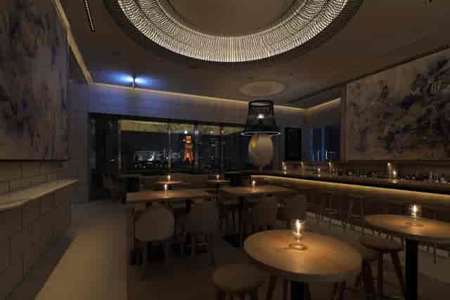 Elegant VIP reception at BALCON TOKYO main dining area, an intimate, sophisticated lounge space.