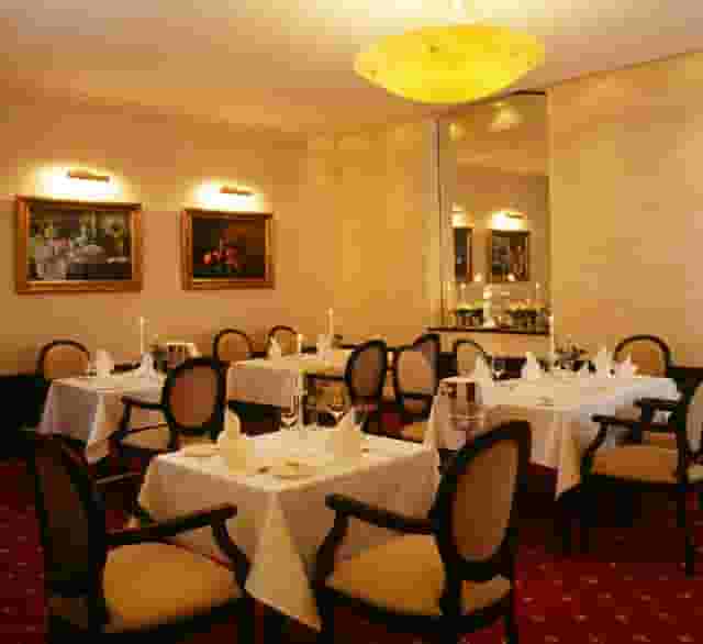 Bibliothek (Flemings Hotel Frankfurt-Central)