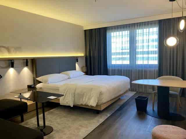 Frankfurt Airport Marriott meeting room with workspace for business conferences and events.
